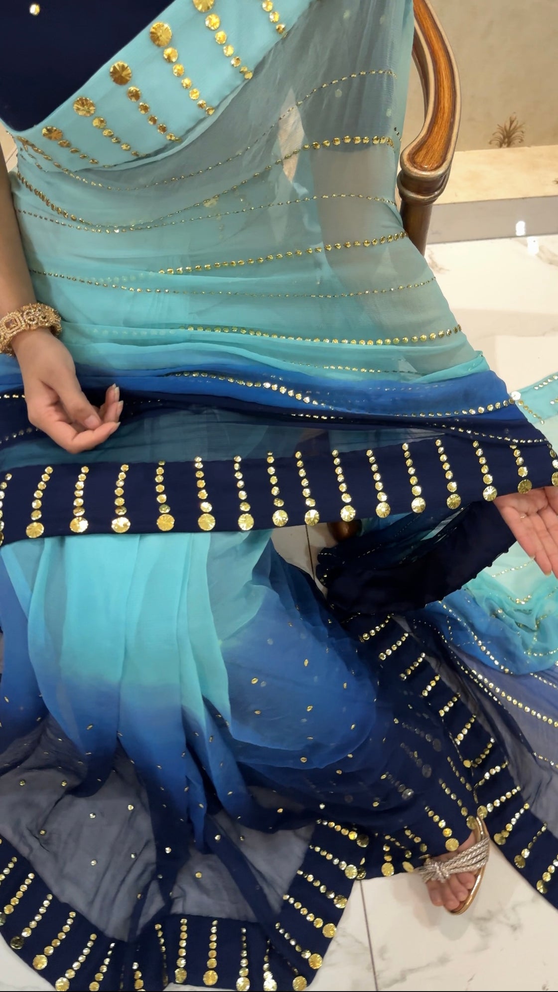 BINDHI MUKESH SAREE