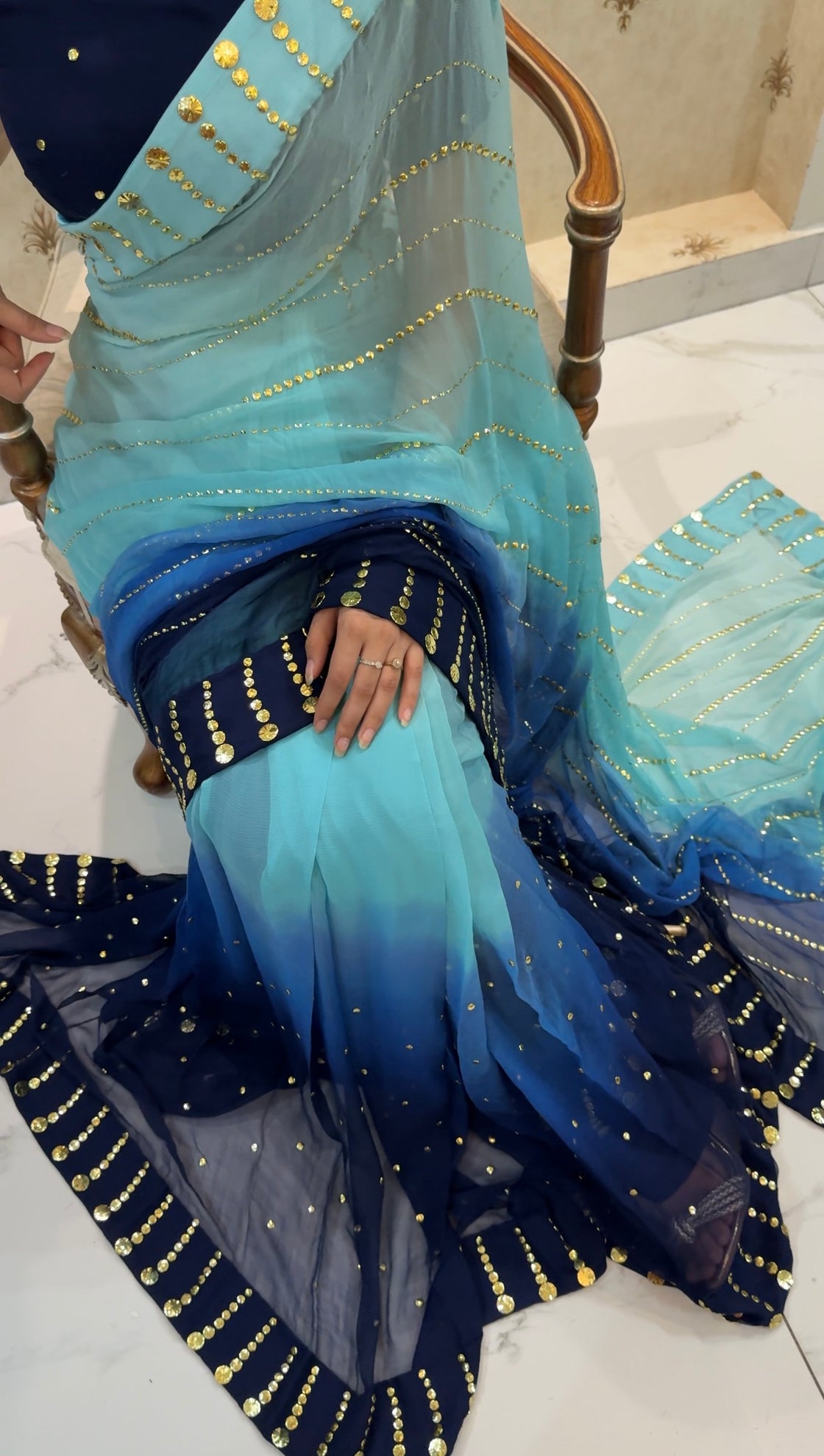 BINDHI MUKESH SAREE
