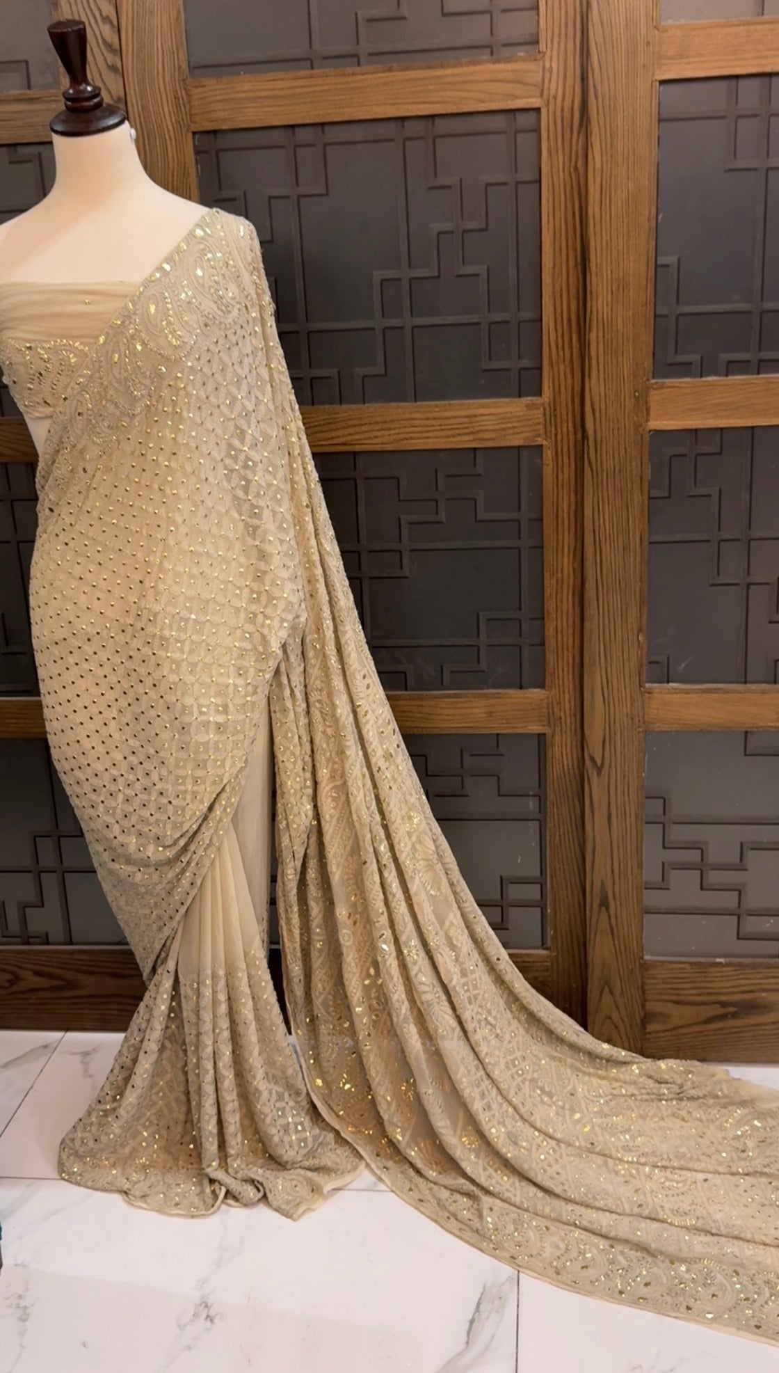 Royal Chikenkari Saree