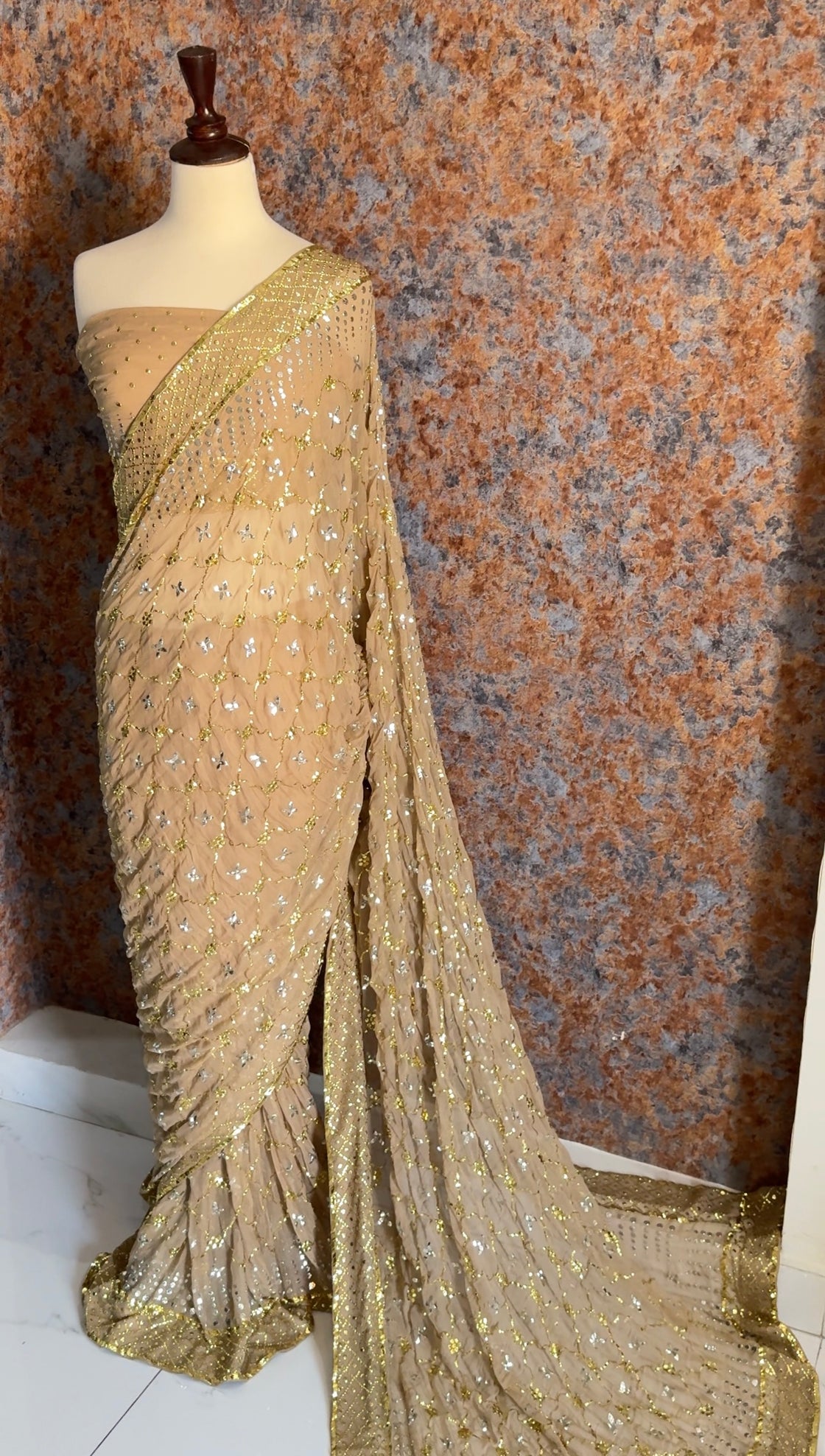 Gulnaar Mukesh Saree