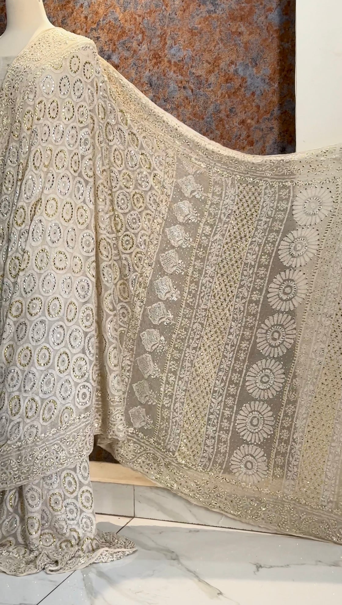 Mahrosh Chikankari Saree