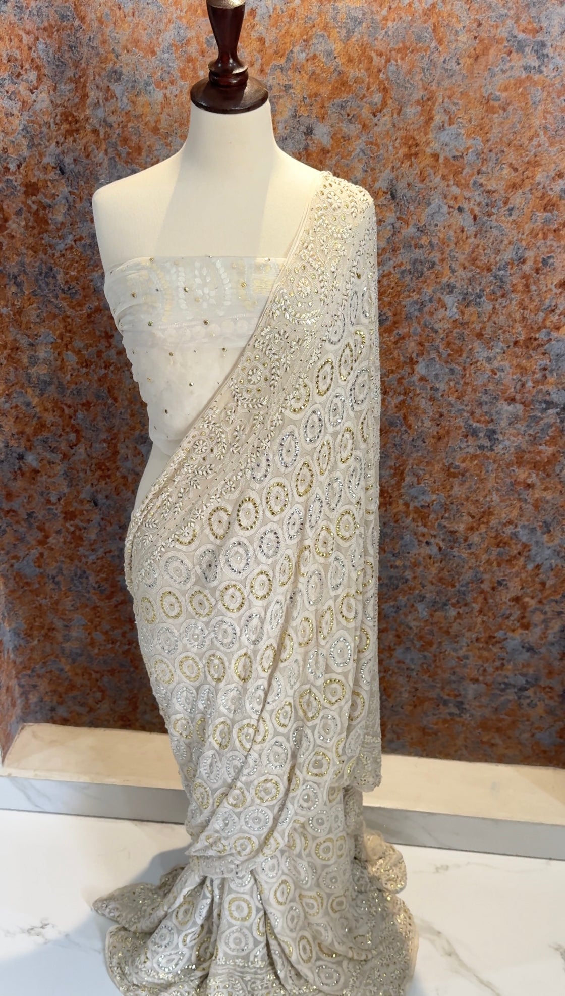 Mahrosh Chikankari Saree